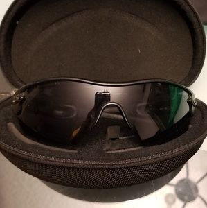 Radar Oakleys